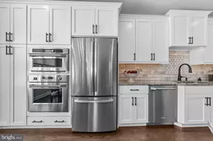 35 David Dr, Newtown, PA 18940 - Photo 15