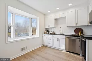 367 Dartmouth Ct, Bensalem, PA 19020 - Photo 3