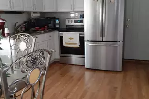 23 Burning Bush Ln, Levittown, PA 19054 - Photo 3