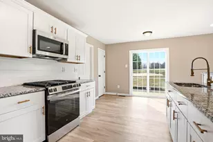 238 Pennland Farm Dr, Perkasie, PA 18944 - Photo 7