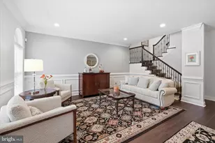 35 Rittenhouse Cir, Newtown, PA 18940 - Photo 5