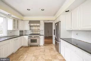 6 Mt View Ct, Newtown, PA 18940 - Photo 17