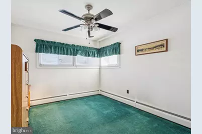 423 Magnolia Drive, Levittown, PA 19054 - Photo 21