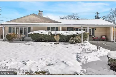 423 Magnolia Drive, Levittown, PA 19054 - Photo 3