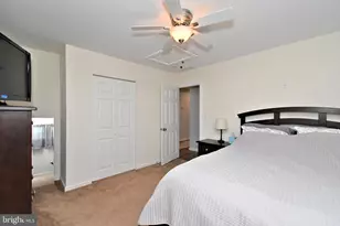 19 Walnut Ln, Levittown, PA 19054 - Photo 33