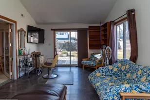 55 Hollow Rd, Levittown, PA 19056 - Photo 9