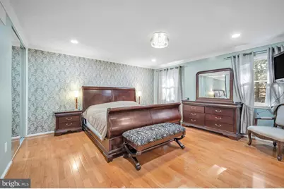 853 Green Ridge Cir, Feasterville-Trevose, PA 19053 - Photo 25