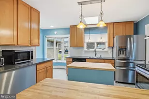 80 Silverspruce Rd, Levittown, PA 19056 - Photo 9