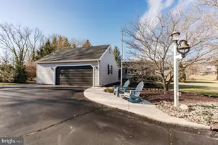 23 Wooden Bridge Ct, Southampton, PA 18966 - Photo 5