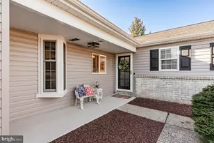 23 Wooden Bridge Ct, Southampton, PA 18966 - Photo 3