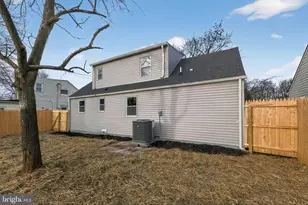 1228 Pacific Ave, Bristol, PA 19007 - Photo 21