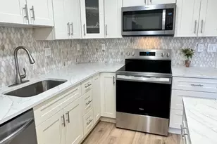 3179 Burnley Pl, Holland, PA 18966 - Photo 3