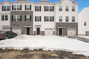 172 Bell Ct, Sellersville, PA 18960 - Photo 1