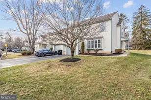 66 Laurel Cir, Newtown, PA 18940 - Photo 3