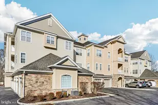 4 Falcon Dr, Holland, PA 18966 - Photo 1