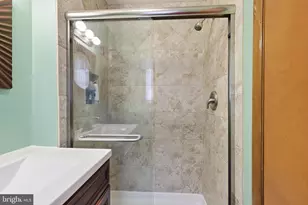 6414 Crescent Ave, Bensalem, PA 19020 - Photo 15