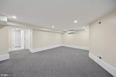 21 S Clinton Street, Doylestown, PA 18901 - Photo 11