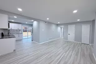 679 Trenton Rd, Fairless Hills, PA 19030 - Photo 7