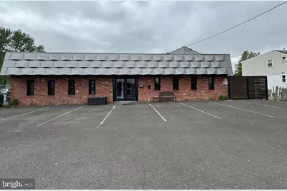 5921 Bristol Emilie Rd Road, Levittown, PA 19057 - Photo 3