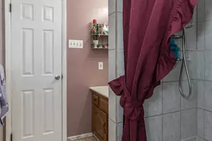 1036 Oakwood Dr, Warminster, PA 18974 - Photo 63