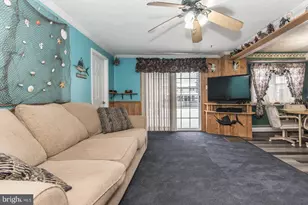 1036 Oakwood Dr, Warminster, PA 18974 - Photo 29