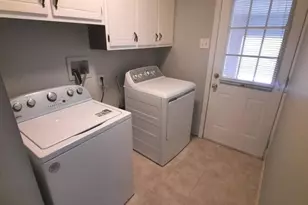 35 Viking Ln, Levittown, PA 19054 - Photo 7