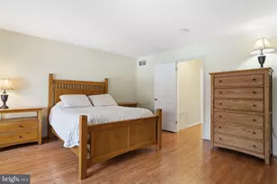 1613 Lakeview Cir, Yardley, PA 19067 - Photo 25