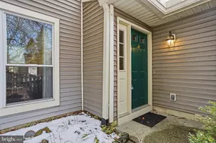 1613 Lakeview Cir, Yardley, PA 19067 - Photo 5