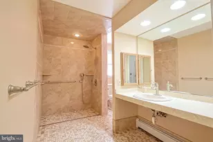 807 N Broad St, Doylestown, PA 18901 - Photo 17