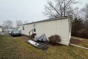 144 Cedar Dr, Quakertown, PA 18951 - Photo 3