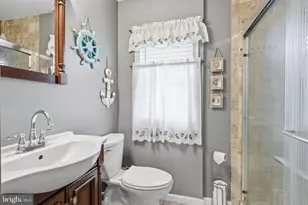 682 Trenton Rd, Fairless Hills, PA 19030 - Photo 13