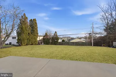 682 Trenton Road, Fairless Hills, PA 19030 - Photo 21