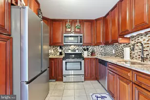 682 Trenton Rd, Fairless Hills, PA 19030 - Photo 7