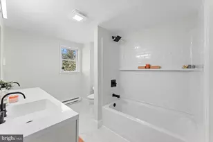 717 W Broad St, Quakertown, PA 18951 - Photo 13