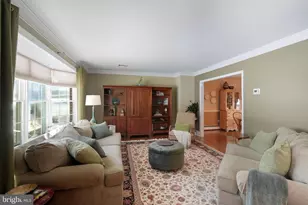 5 Brook Ln, Chalfont, PA 18914 - Photo 3