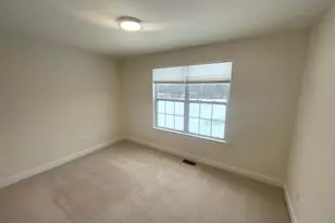 365 W Boulder Dr, Chalfont, PA 18914 - Photo 33