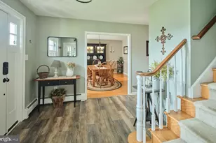 225 Chestnut Valley Dr, Doylestown, PA 18901 - Photo 5