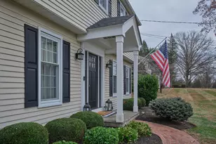 225 Chestnut Valley Dr, Doylestown, PA 18901 - Photo 3