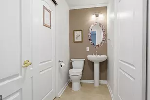 4 Legacy Oaks Dr, Richboro, PA 18954 - Photo 31