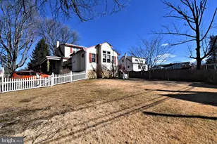 219 Rosewood Ave, Feasterville-Trevose, PA 19053 - Photo 3