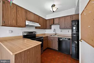 11-13 Aspen Way, Doylestown, PA 18901 - Photo 21