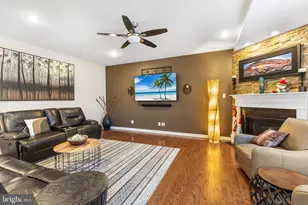 158 Wiltshire Ln, Warminster, PA 18974 - Photo 15