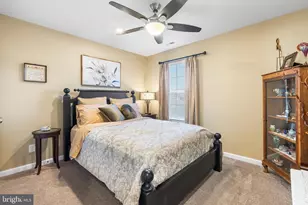 158 Wiltshire Ln, Warminster, PA 18974 - Photo 35