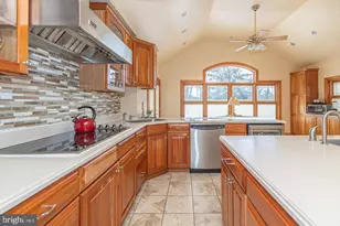 612 Double Woods Rd, Langhorne, PA 19047 - Photo 15