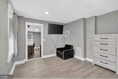 635 Spruce Street, Bristol, PA 19007 - Photo 5