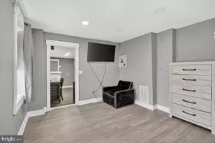 635 Spruce St, Bristol, PA 19007 - Photo 5