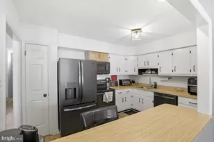 200 Hughes Ave, Sellersville, PA 18960 - Photo 19