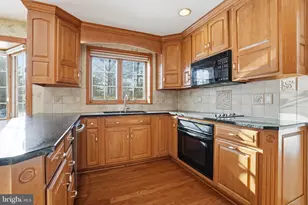 1301 Albright Dr, Yardley, PA 19067 - Photo 5