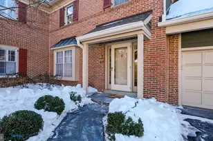 45 Latham Ct, Doylestown, PA 18901 - Photo 3