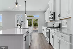 435 Reagans Ln, Chalfont, PA 18914 - Photo 1